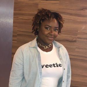 Meet your Posher, Arielle